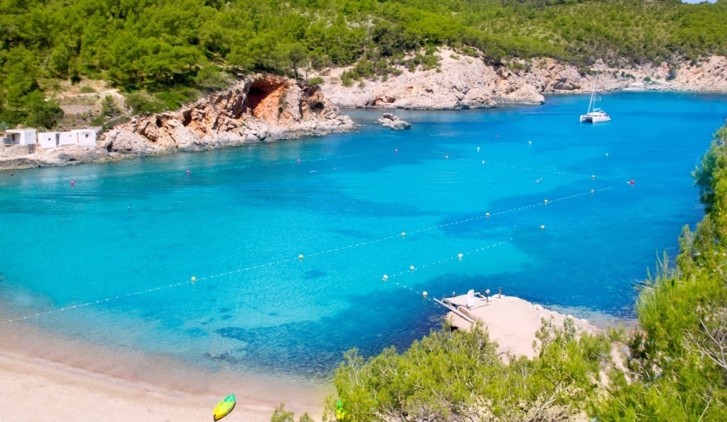 Source: Port de San Miguel/Lunamarina/Depositphotos