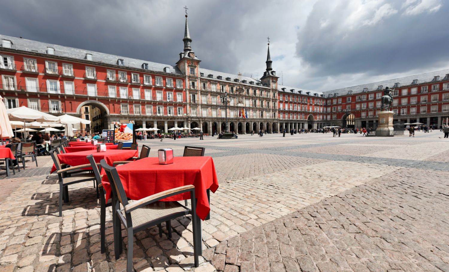 Madrid Plaza Mayor by Pitatu depositphotos
