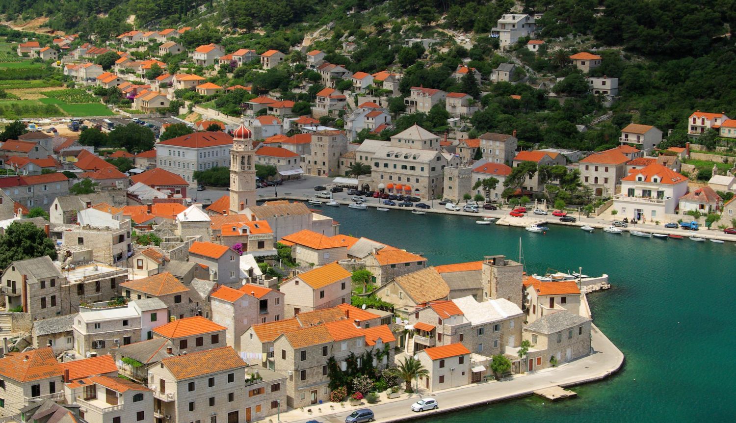Pucišca Hrvatska by Iinanem 123rf