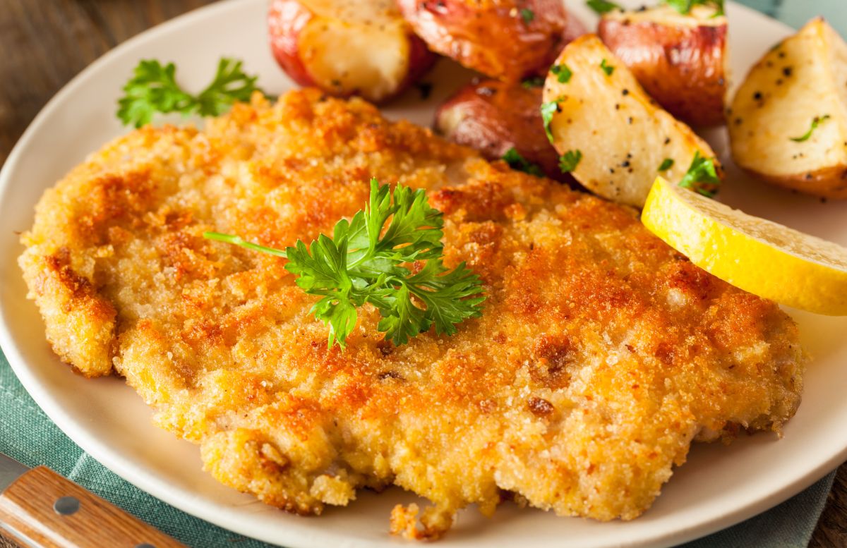 Šnicla german food by bhofack2 can stock photo