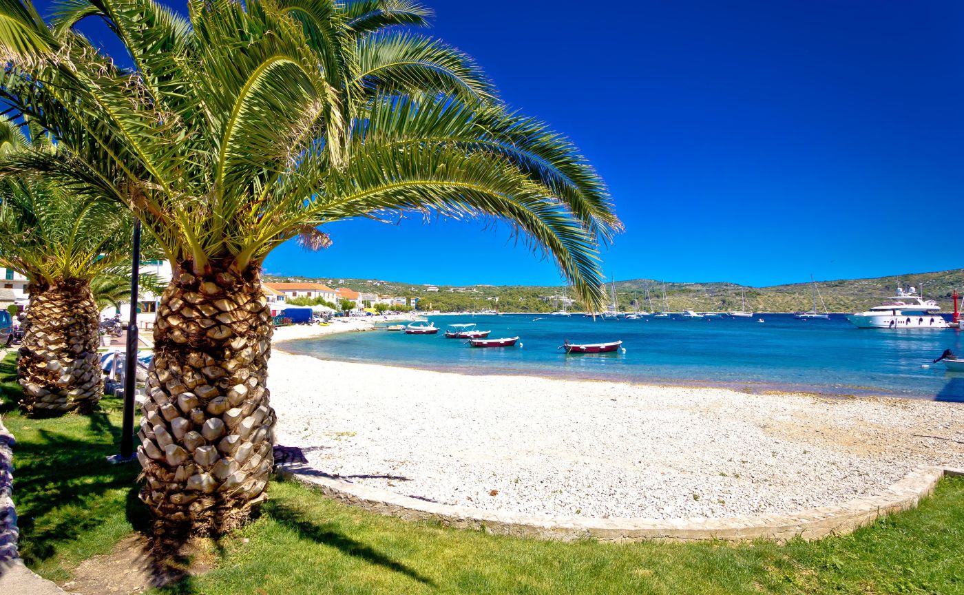 Primošten plaža Croatia by xbrchx can stock photo