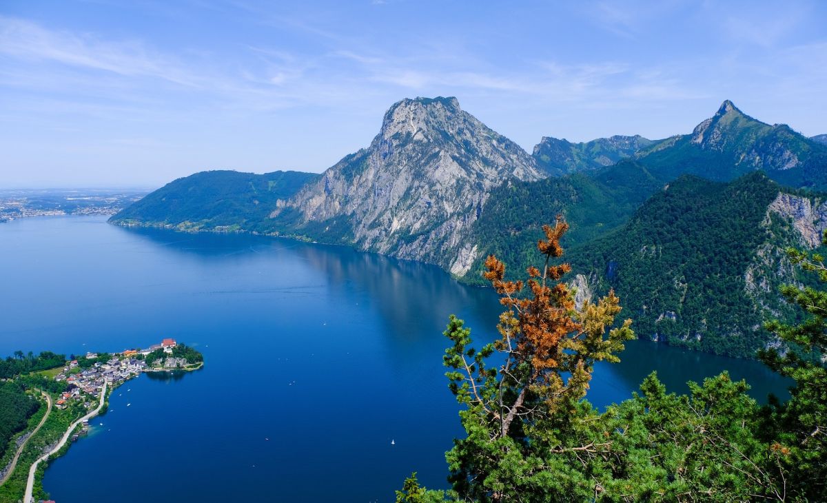 traunsee austrija lake travel by nickyPE from pixabay