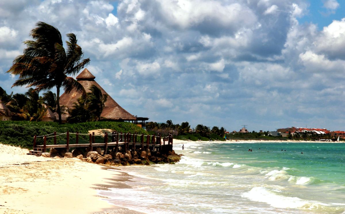 Belize beach by escolavantures can stock photo