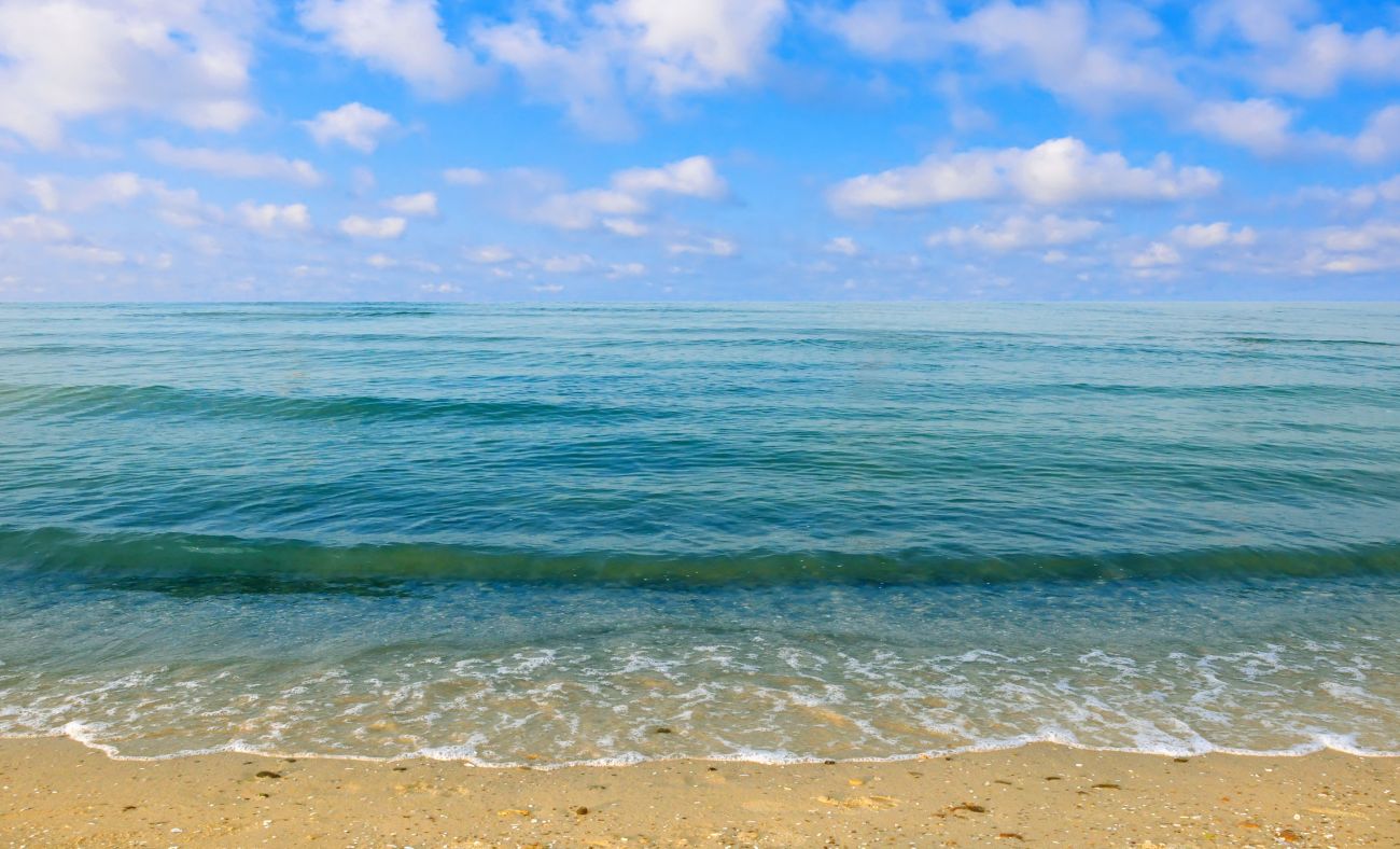 bulgaria sea by wolfelarry 123rf