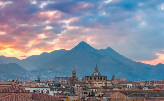 Palermo sicily travel by olgacov 123rf Palermo italija
